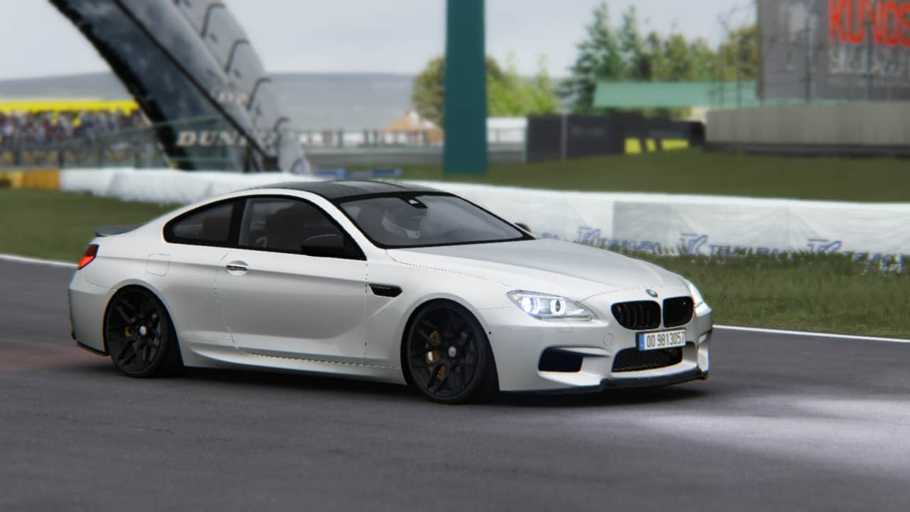 アセットコルサのカーMOD「M6クーペ・チューンド(mnba_bmw_m6_f13_tuned)」