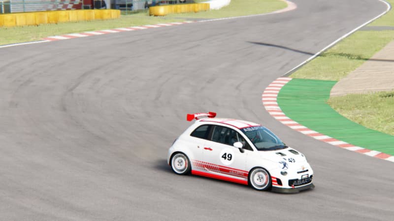 アバルト500アセットコルセ（Abarth500 Assetto Corse）のテスト走行3